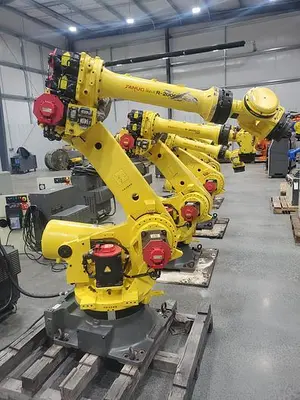 USED 2017 FANUC R-2000IC/210F