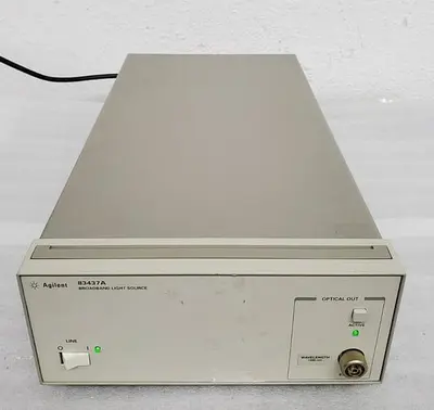 AGILENT 83437A broadband light source