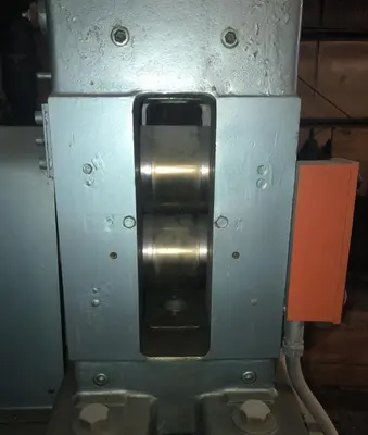 IRM 6" X 6" X 3" 2-HIGH CARBIDE WIRE FLATTENING MILL Wire Flattening Mills | International Rolling Mills (2)