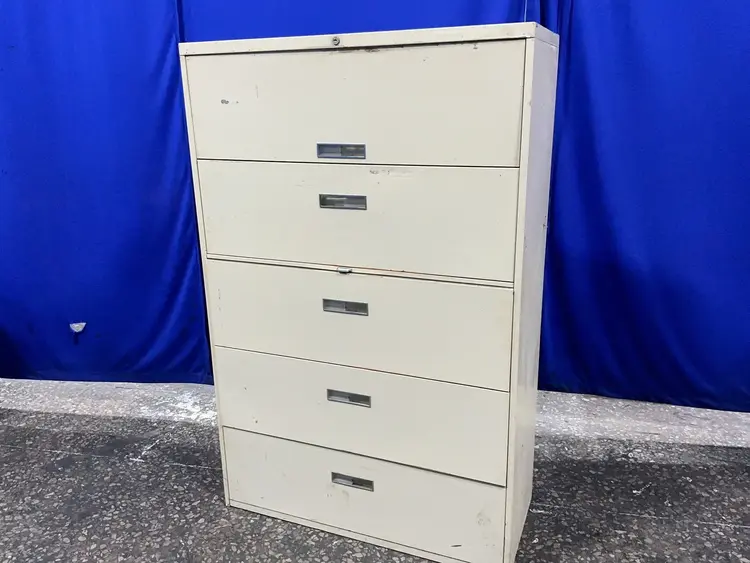 Used STEELCASE _UNKNOWN_ Cabinets Ohio US | HGR 24 #1407629