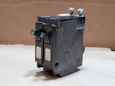 20 Amp, 2 Pole, 120/240 Volts CIrcuit Breaker