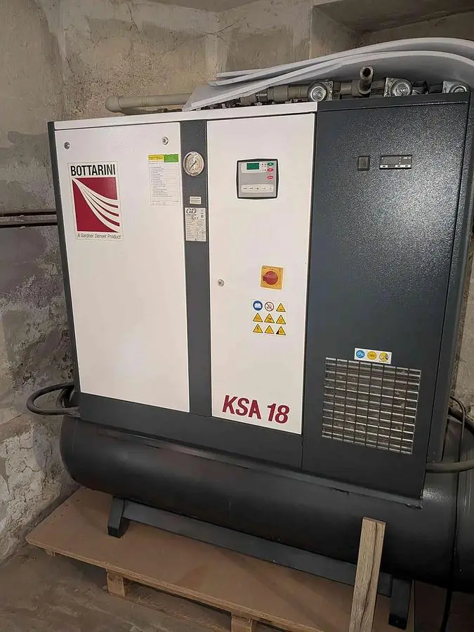 Used 2010 BOTTARINI KSA 18 Rotary Screw & Sliding Vane Air Compressors CZ | Amaron s.r.o. #1385694