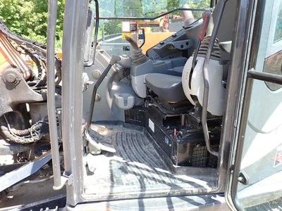 Used 2015 HITACHI ZX85USB-5N Crawler Excavators Massachusetts US | Brookside Equipment Sales #1422146