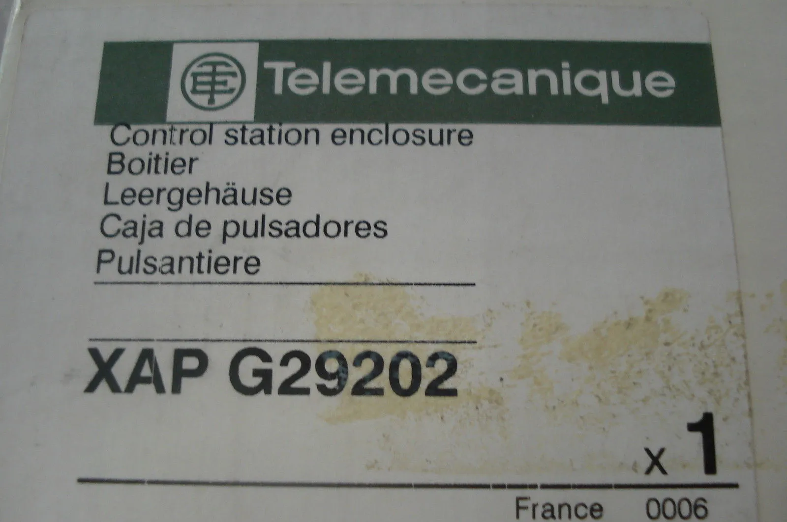 NEW TELEMECANIQUE XAPG29202