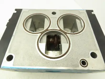 Mac 69A-A1-MAB-JDA0-1KE Pneumatic Air Piloted Valve Normally Open 30-90PSI 24V