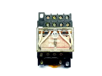 700-HN139,700-HF34Z24 | Allen-Bradley 700-HN139 Ser A Relay Base w/ 700-HF34Z24 Ser B Relay - Used