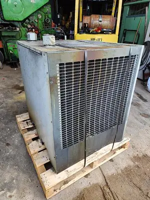 USED 2012 ATLAS COPCO FD220