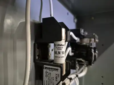 Double Fused Interrupter Switch 5 kV, 4160 Volts & Conduit Cabinet