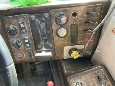 Used 2001 ADVANCE 5 AXLE Concrete Mixer Trucks Michigan US | Miedema Asset Management Group #1579194