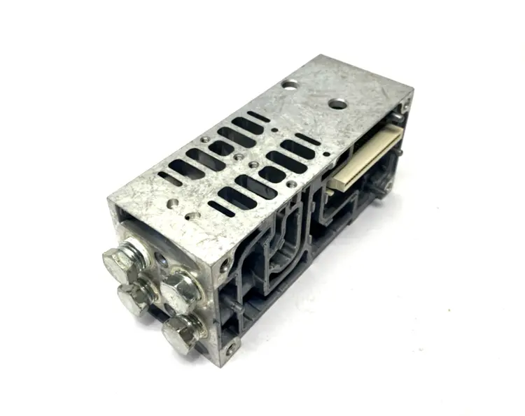 Used FESTO MANIFOLD SUB-BASE, 546213 Parts (Hydraulics and Pneumatics) | Maverick Industrial Sales #1100750