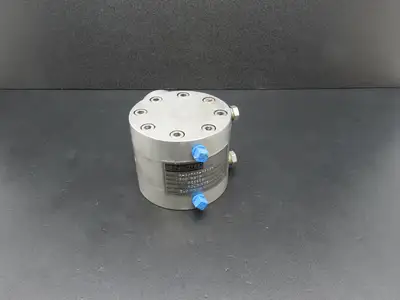 Sensotec A-5/741-15A5D Pressure Transducer 500PSID 10VDC Input 2.0 MV/V Output