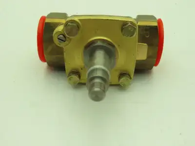 Honeywell Skinner 710N2SP Brass Solenoid Valve 2-Way NC 230 PSI 1" NPT