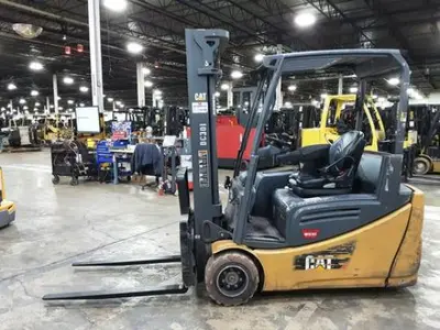 USED 2019 CATERPILLAR 2ET4000