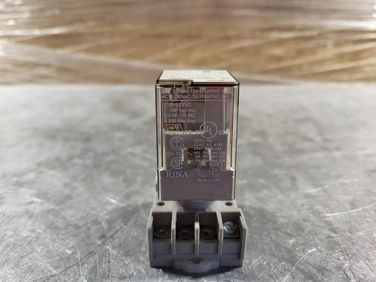 USED ALLEN-BRADLEY 700-HA32A1
