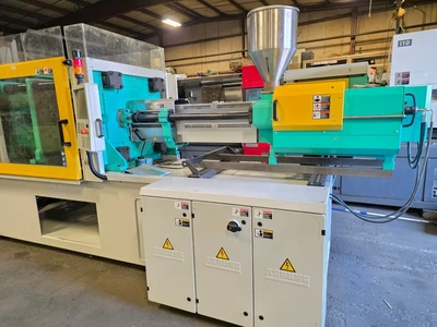 2015 ARBURG 570C 2000-800 Injection Molding Horizontal/Vertical | Machinery Network (7)