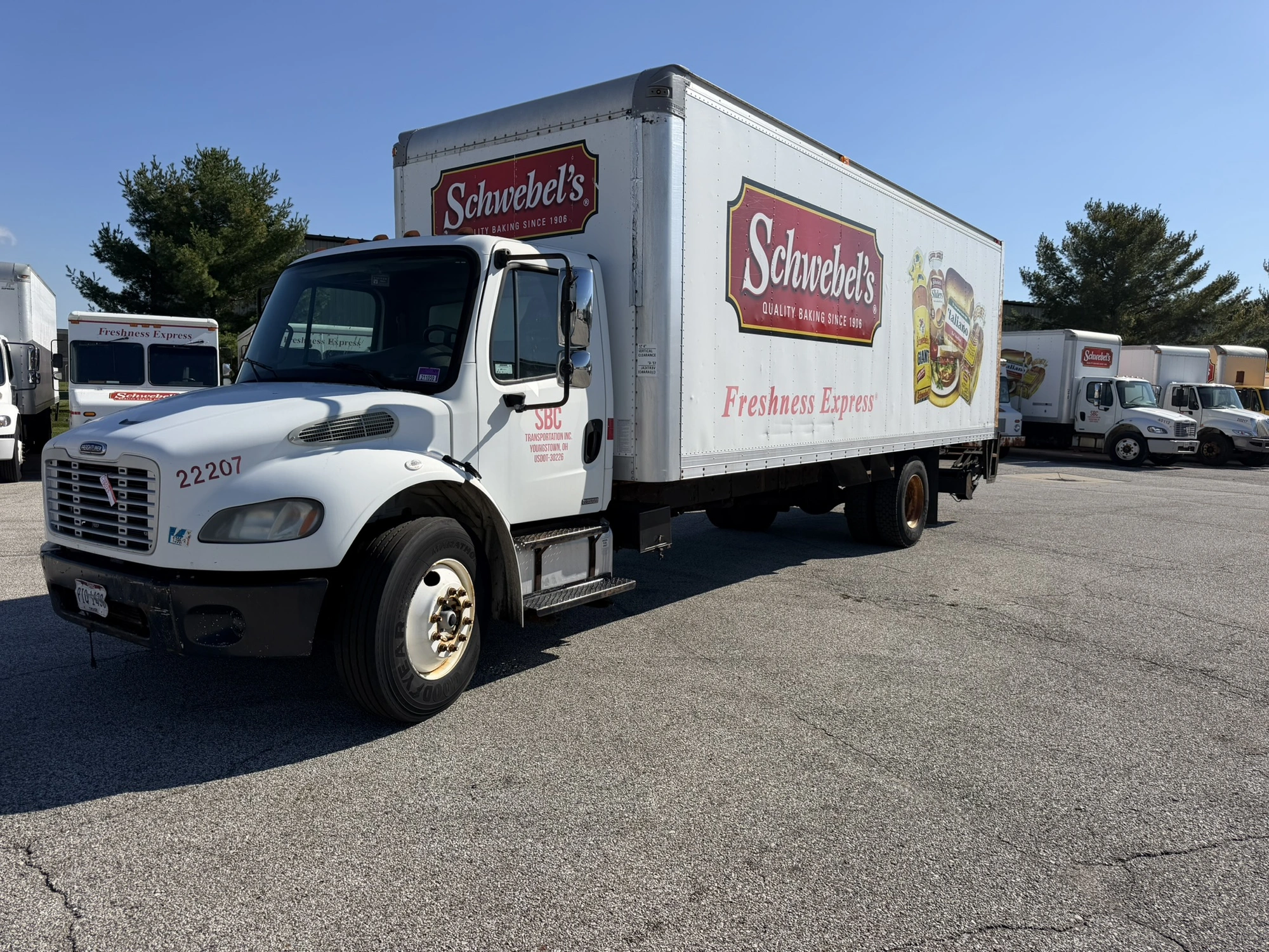 Used 2007 FREIGHTLINER BUSINESS CLASS M2 26' BOX TRUCK Box trucks Ohio US | Miedema Asset Management Group #1709387