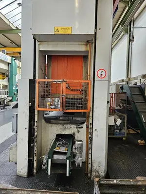 USED 2002 SCHULER GMO 2-400-3200-66/203