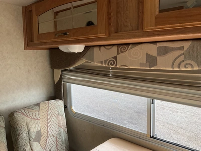 USED 2006 JAYCO GREYHAWK 31