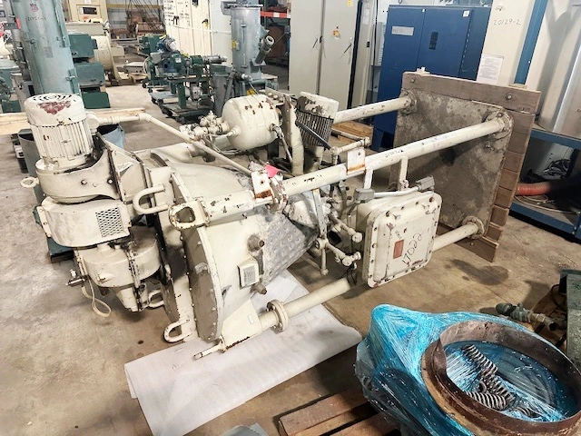 Used J.H. DAY _UNKNOWN_ Dough Mixers New Jersey US | Perry Equipment #122923