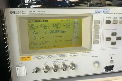 HEWLETT PACKARD 4284A PRECISION LCR METER