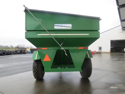 Used 2024 E-Z TRAIL 510 Grain Carts Pennsylvania US | Zimmerman Farm Service #1410016