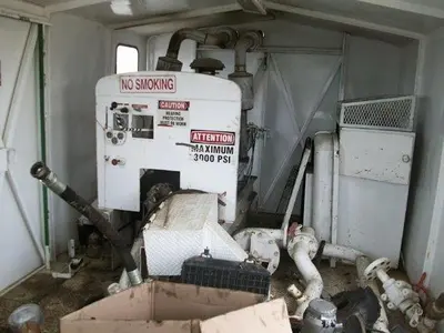 USED HEAVY DUTY SHOP BUILT PUMP HOUSE