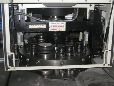 USED LVD BETA 20 TON CNC