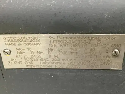 USED SIEMENS 1FT5072-0AC01-2-Z