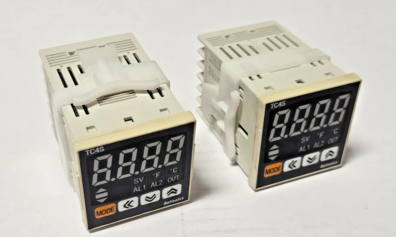 NEW Autonics 45654645654