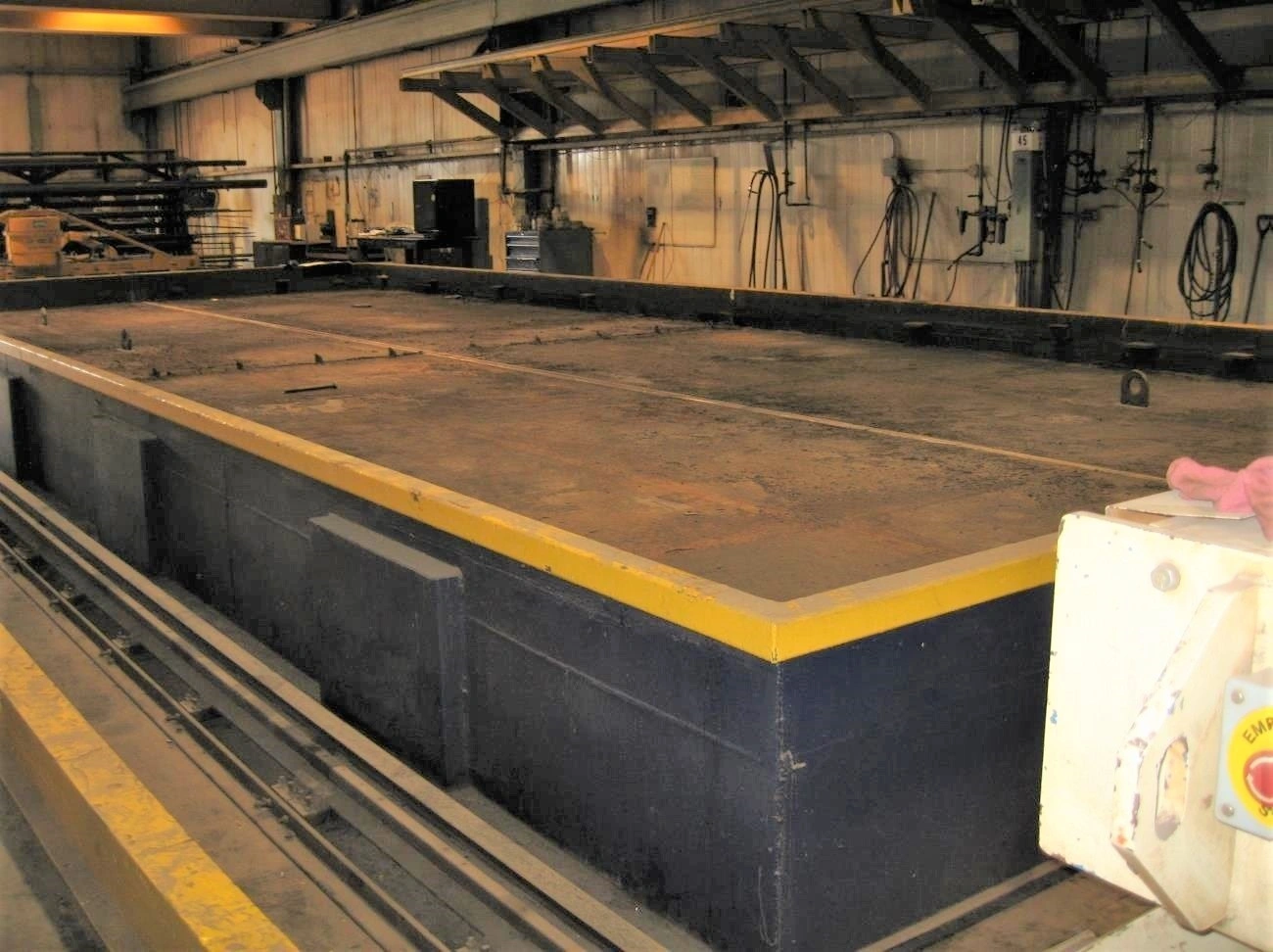 USED 1998 MESSER MPC2016 CNC PLASMA CUTTER