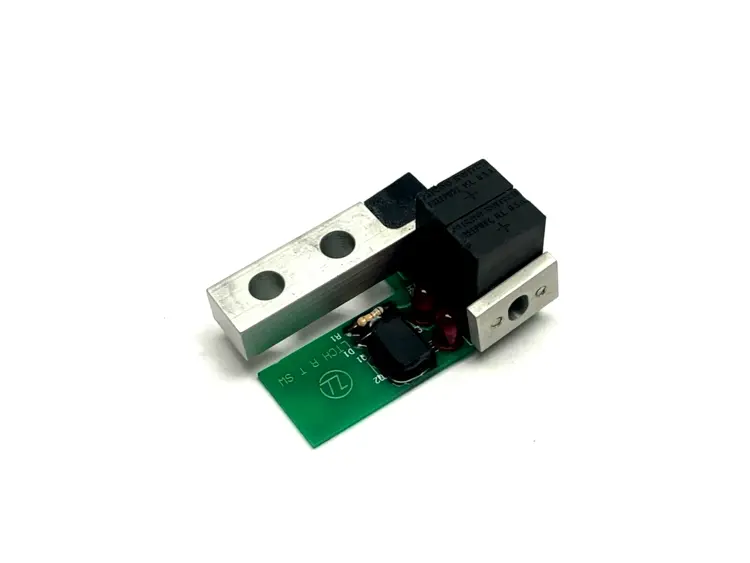 Used UNIVERSAL INSTRUMENTS _UNKNOWN_ Relays & Switches | Maverick Industrial Sales #1106816