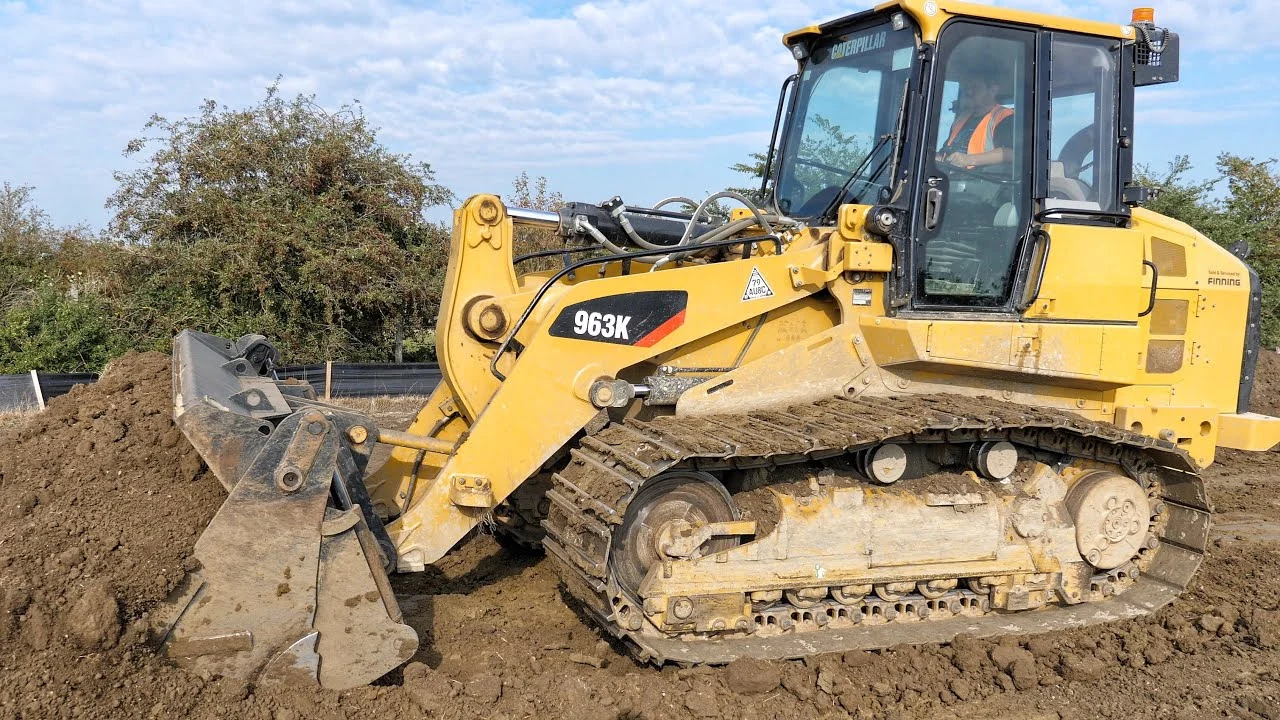 USED 2016 Caterpillar 963K