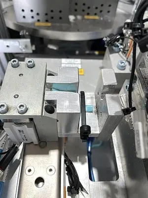 Used FANUC N95 FACE MASK NOSE CLIP FANUC ROBOTIC ASSEMBLE AND ATTACHING CELL BY ACE NEW 2020 Robotic Welding Cells | Harbor Machinery Inc. #1283350