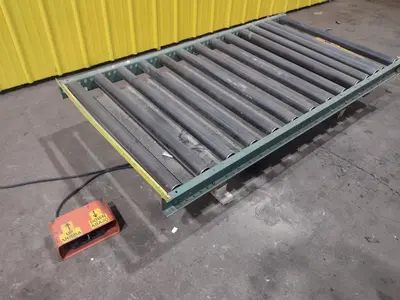 4,000 LBS X 72" X 36" GLOBE INTERNATIONAL HYDRAULIC SCISSOR LIFT TABLE, 110 VOLT: STOCK #20941