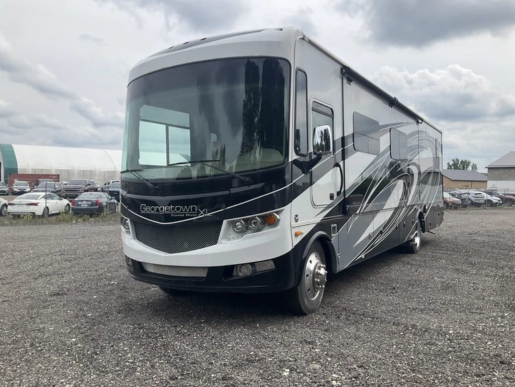 Used 2017 GEORGETOWN 369DS Campers, Caravans, Motorhomes Michigan US | Miedema Asset Management Group #1330163