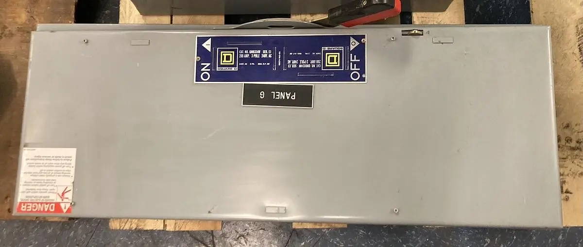 USED SQUARE D QMB324W