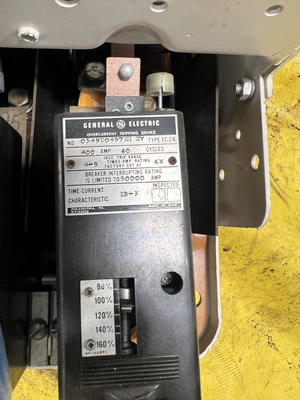 General Electric 2A-25-1 General Electric AK-2A-25-1 600A Motor