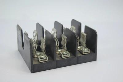 Used Gould Shawmut 60323J Fuse Accessories California US | Davliegogo LLC #1705763