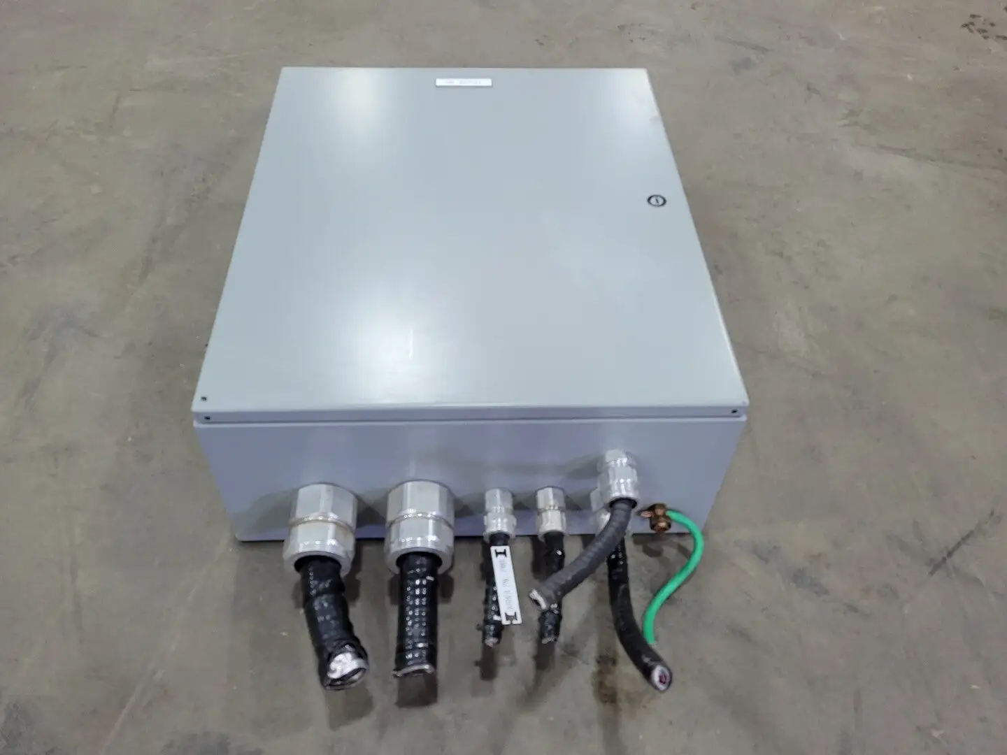 USED HOFFMAN CSD24208