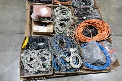 2 PALLETS OF ASSORTED CORDSET CABLES