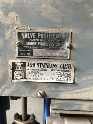 Kieley & Mueller 2″ Stainless Pneumatic Actuated Plug Valve w/ Positioner