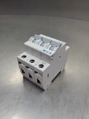 USED Eaton WMZS3D20 Circuit Breaker, 20A, 3Pole, 400V