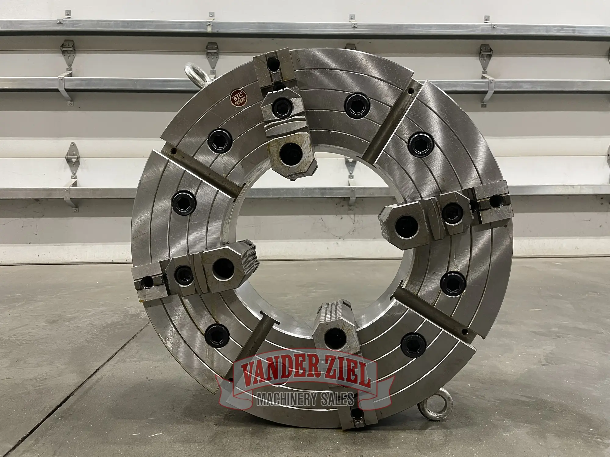 BTC 25" Four Jaw Manual Chuck, 12.5" Bore - NEW