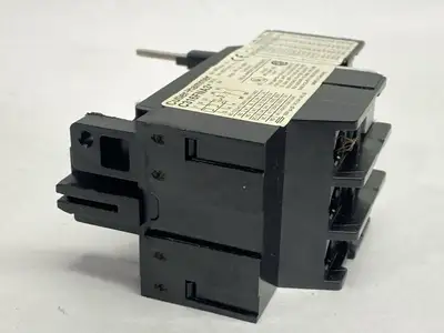 USED CUTLER HAMMER SER A2 THERMAL OVERLOAD RELAY 2.2-3.1A 690V