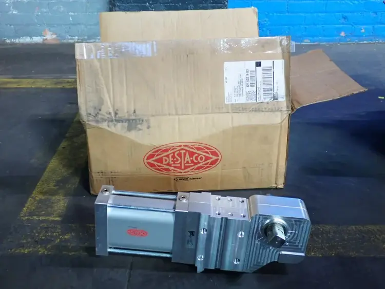 Used DESTACO 82M3E23008NL81 Pumps Ohio US | HGR 24 #1176366