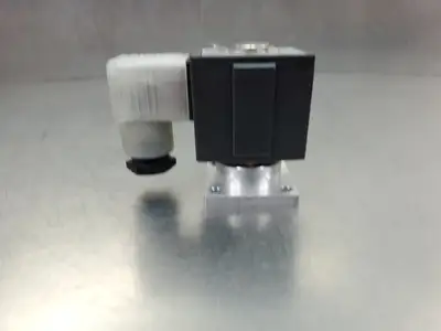 SMC VX2341R 24VDC Solenoid Valve. 6D-25