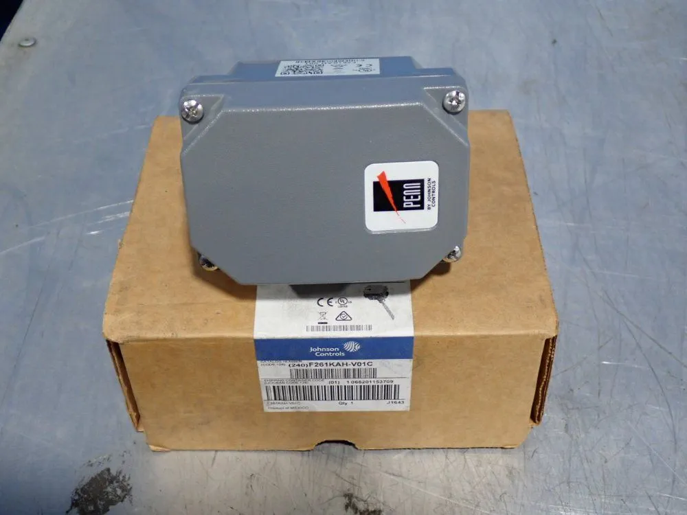 Used JOHNSON CONTROLS F261KAHV01 Relays & Switches Ohio US | HGR 24 #911942
