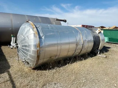 USED PAUL MUELLER 2550 GALLON