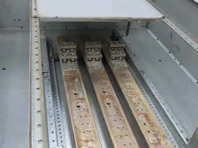 Siemens F2 Electrical Main Distribution Panel Panelboard 480V 800A Main Fused