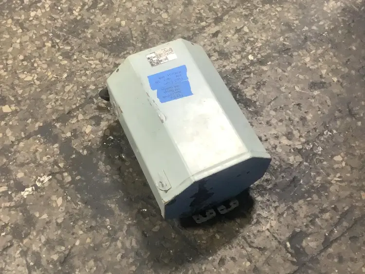 Used FEDERAL PACIFIC _UNKNOWN_ Distribution Transformers Ohio US | HGR 24 #927945